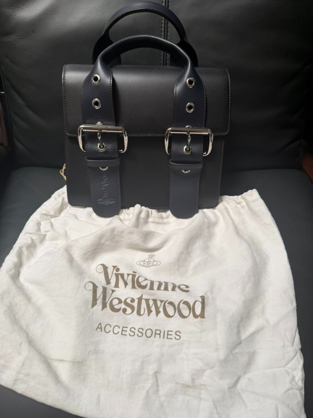 Vivienne Westwood Women's Leaher Handbag - Alex Buckle Handbag Black and Cream
